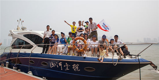 这个夏天，亲子玩转必发集团智能“三栖”设备