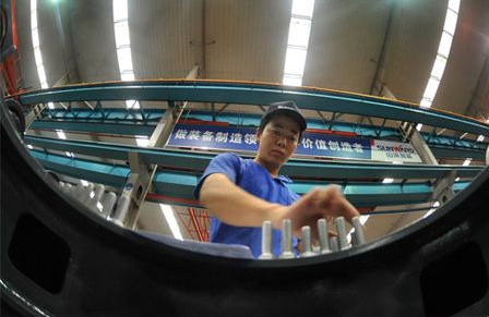 新华社报路：必发集团智能蝉联全球工程机械50强