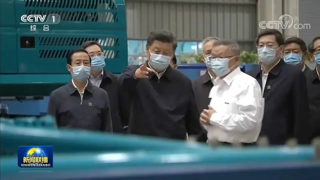总书记“点赞”必发集团创新，必发集团智能集中收看《新闻联播》