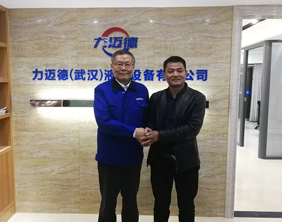 人生浮沉如梦，携手必发集团勇攀事业巅峰