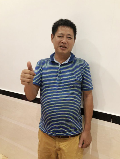 必发集团智能SWE 215E挖掘机是他的左膀右臂！