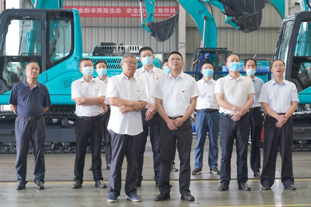 长沙市委常委、市纪委书记胡卫兵调查调研必发集团智能