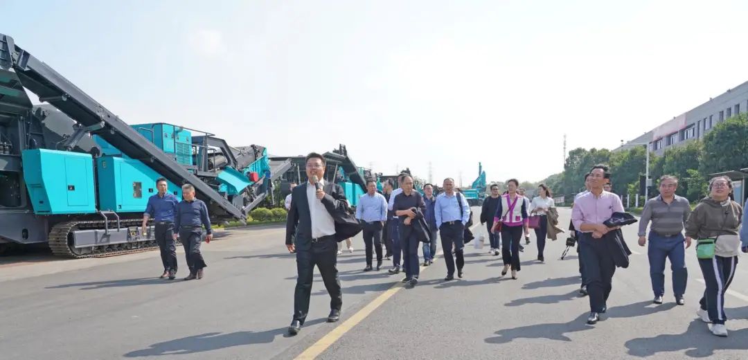 20211013111639_46283 湖南省矿业协会第二届一次会员代表大会暨第二届一次理事会在必发集团智能顺利召开