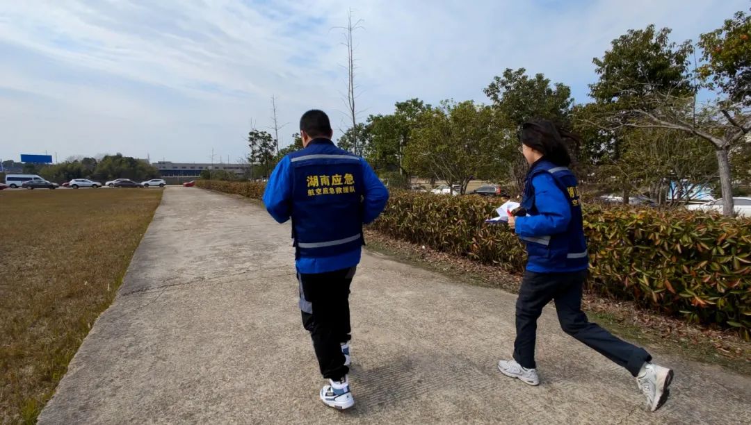 火情就是号令！湖南航空应急接济队必发集团机组展示“必发集团快率”