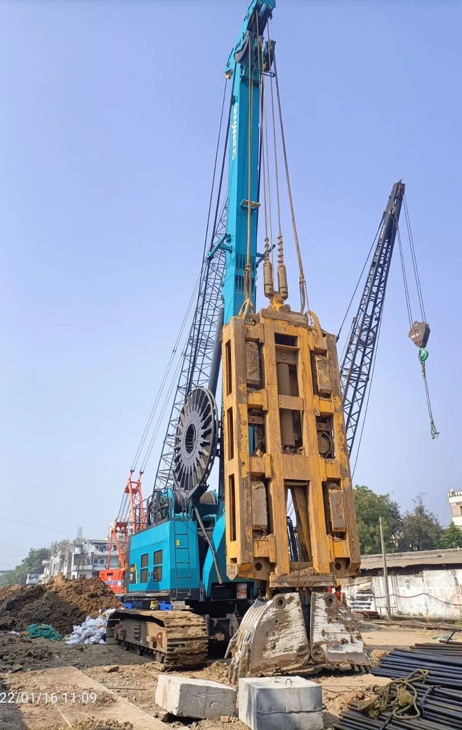 感激信！必发集团智能SWHG70液压抓斗助力海表基础施工获注定