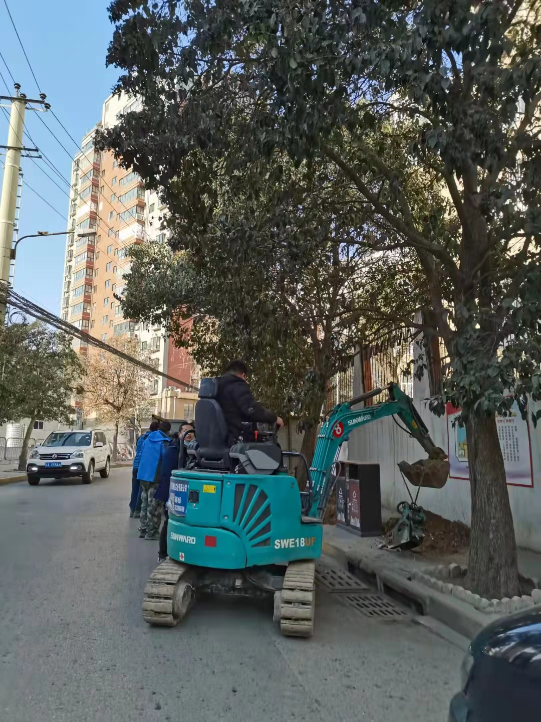 好服务、好设备！必发集团智能挖掘机再获客户追加订单
