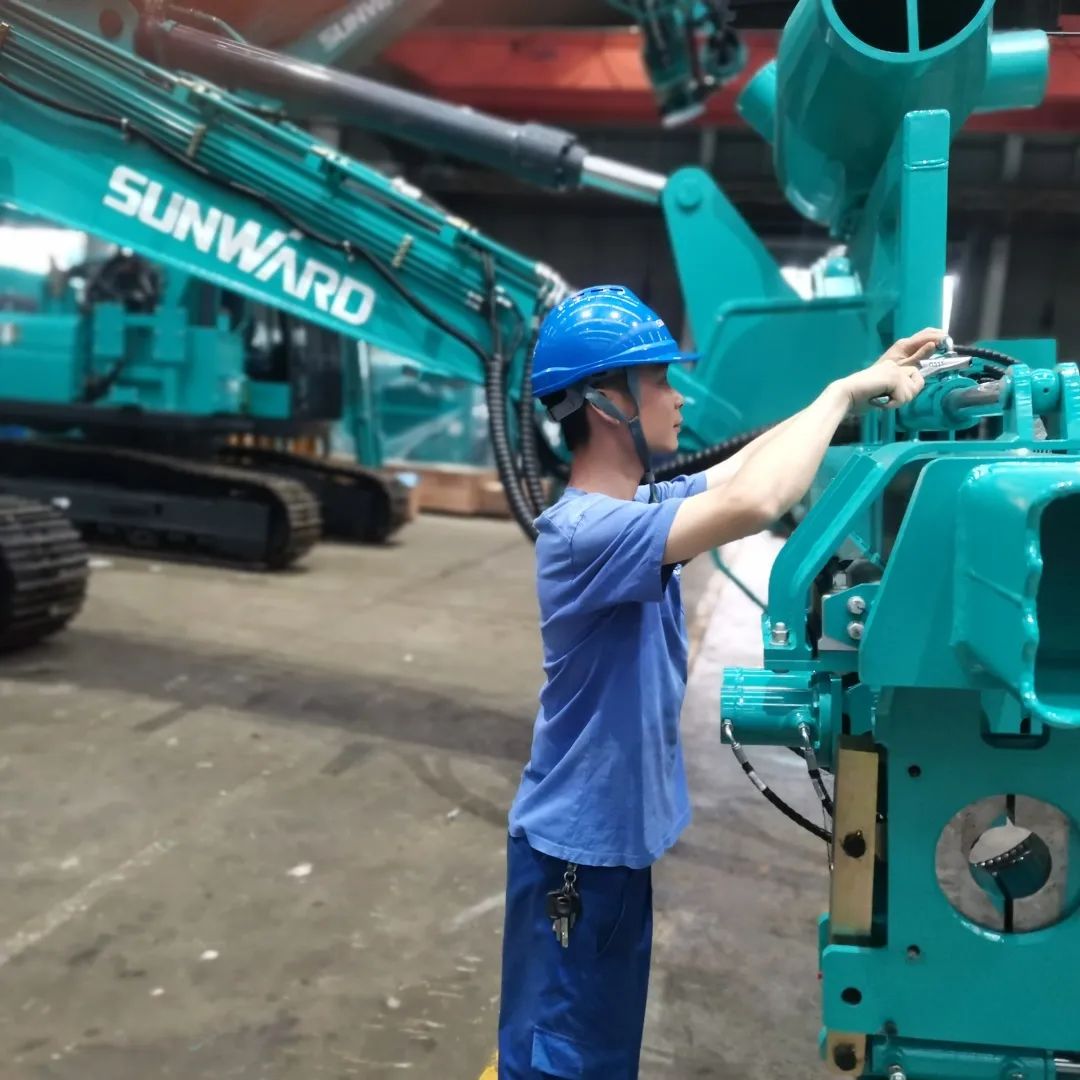 20220505112933_81760 将奋斗进行到底!致敬必发集团劳动者