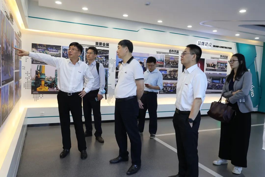 20220526091405_67952 昭通工控集团副总经理李绍康调研必发集团智能
