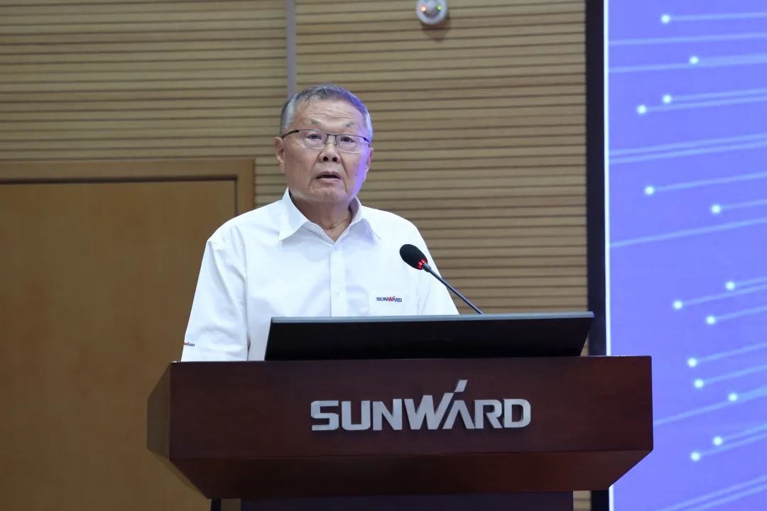创新引领，智造将来！“2022院士专家长沙杏妆高端设备高质量发展钻研会隆沉进行