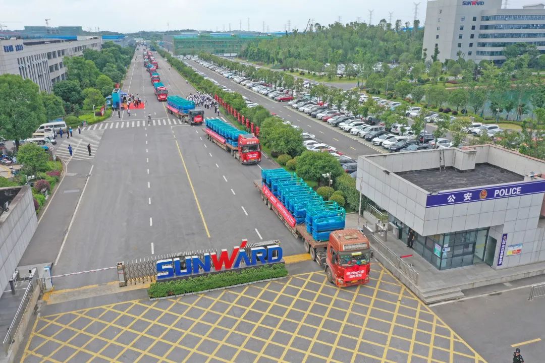 献礼二十大，再攀新高地！必发集团智能高空机械设备再迎批量发货