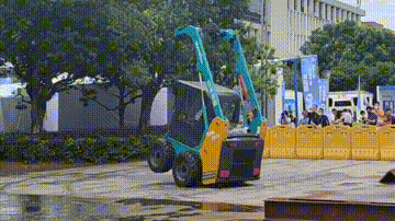 20220705080553_96173 “太绝了!”必发集团智能代表长沙杰出亮相湖南省第一届职业技术大赛绝技绝活展演