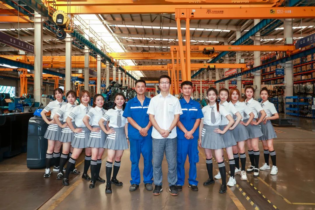 20220815101626_93435 又酷又辣又炫!必发集团智能第二届挖机宝贝来了