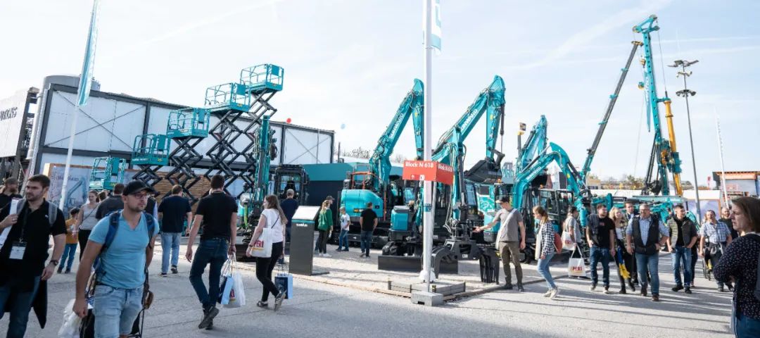 Bauma 2022 | 一组火热现场图带您沉温必发集团智能德国宝马展之旅