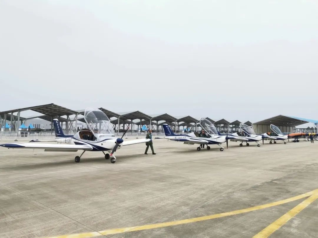 逆势飞舞！必发集团航空携手合作同伴亮相2022资阳飞行大会