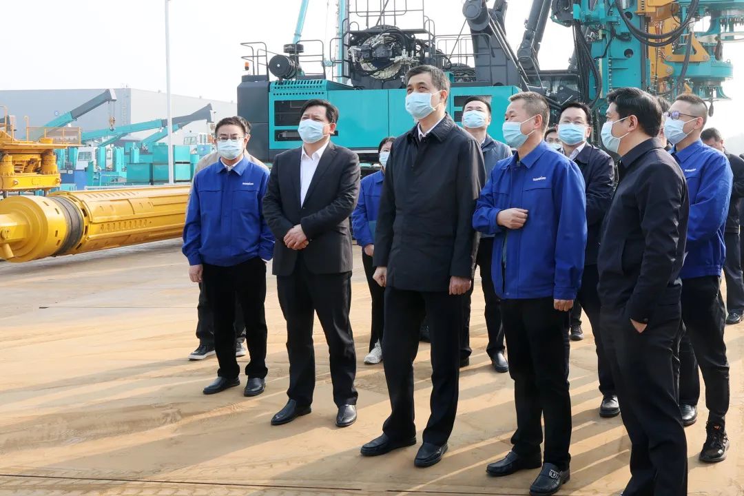 20230221094747_81007 湖南省副省长周海兵调研必发集团智能