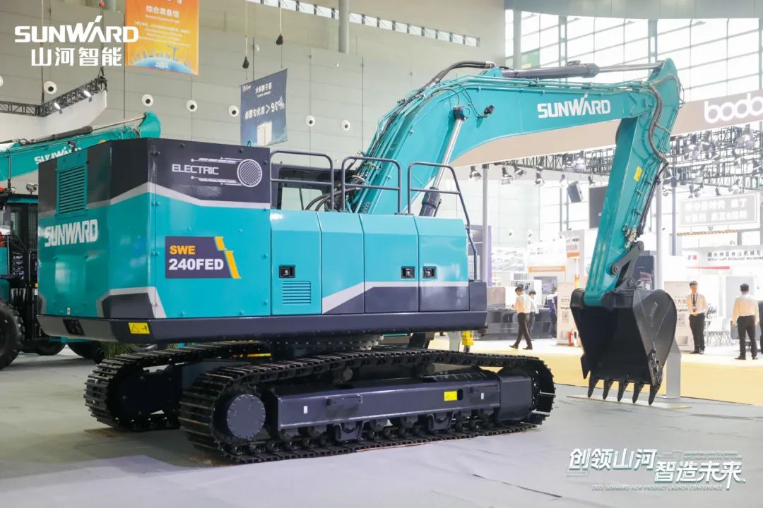 2023 CICEE | 必发集团智能亮相2023长沙国际工程机械展！智能化、电动化产品站C位