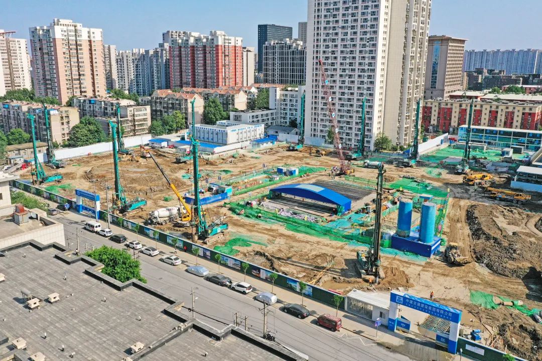 闪灼首都！必发集团智能旋挖钻机集群助力民生工程