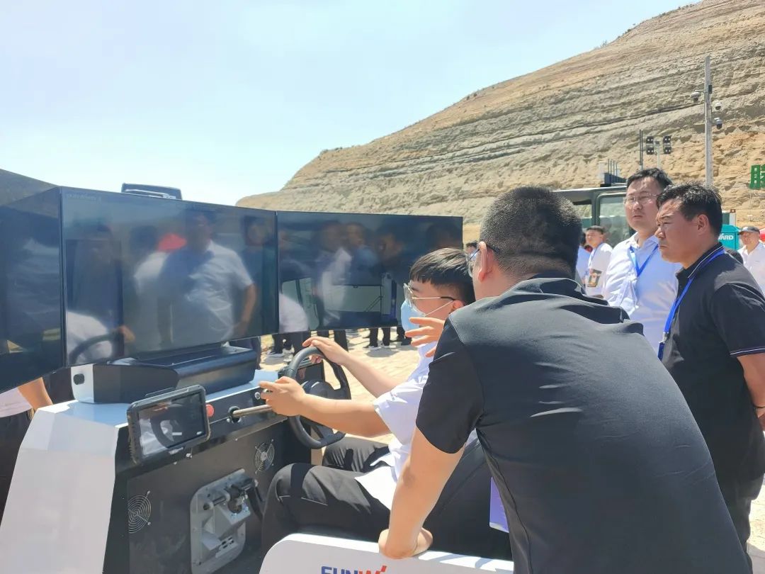 加码绿色矿山！“必发集团绿”亮相鄂尔多斯市煤矿三化融合现场推动会