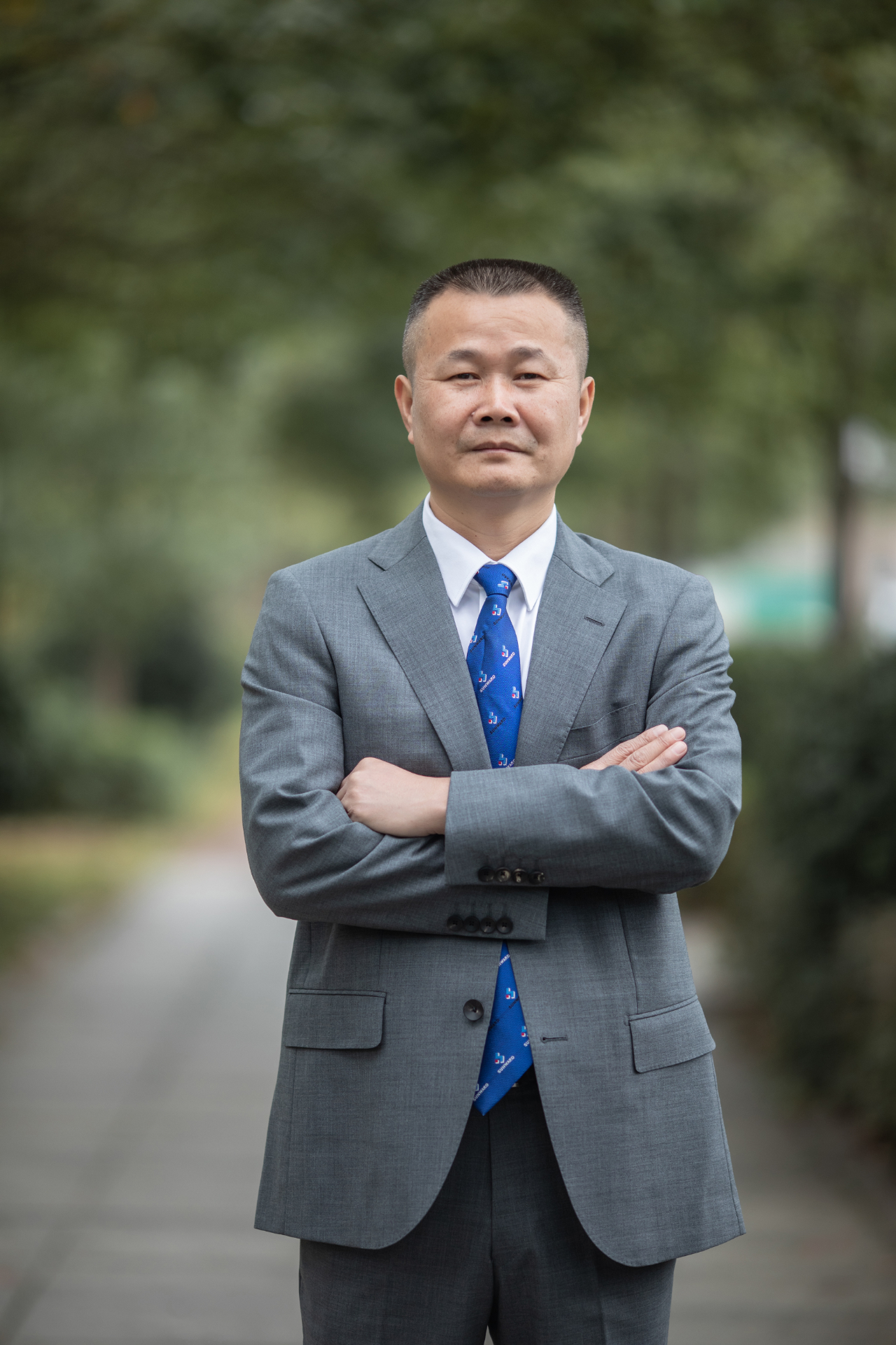 必发集团智能总经理夏志宏荣获“第二届新湖南贡献奖先进幼我”