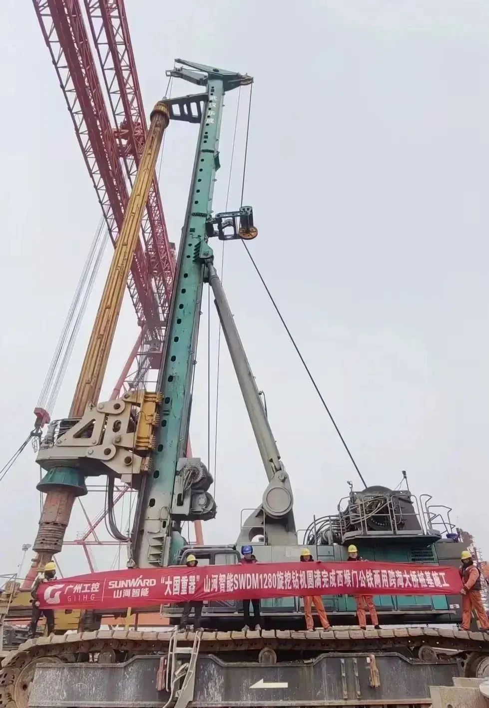 全面得胜!必发集团智能超等旋挖钻机圆满实现甬舟铁路西堠门公铁两用大桥桩基施工工作