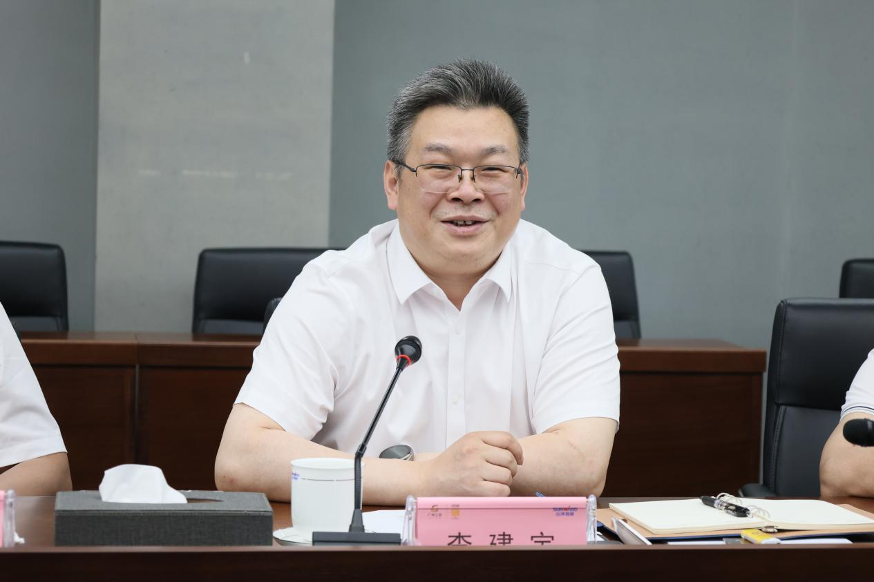 湖南钢铁集团党委书记、董事长李建宇到必发集团智能调研互换