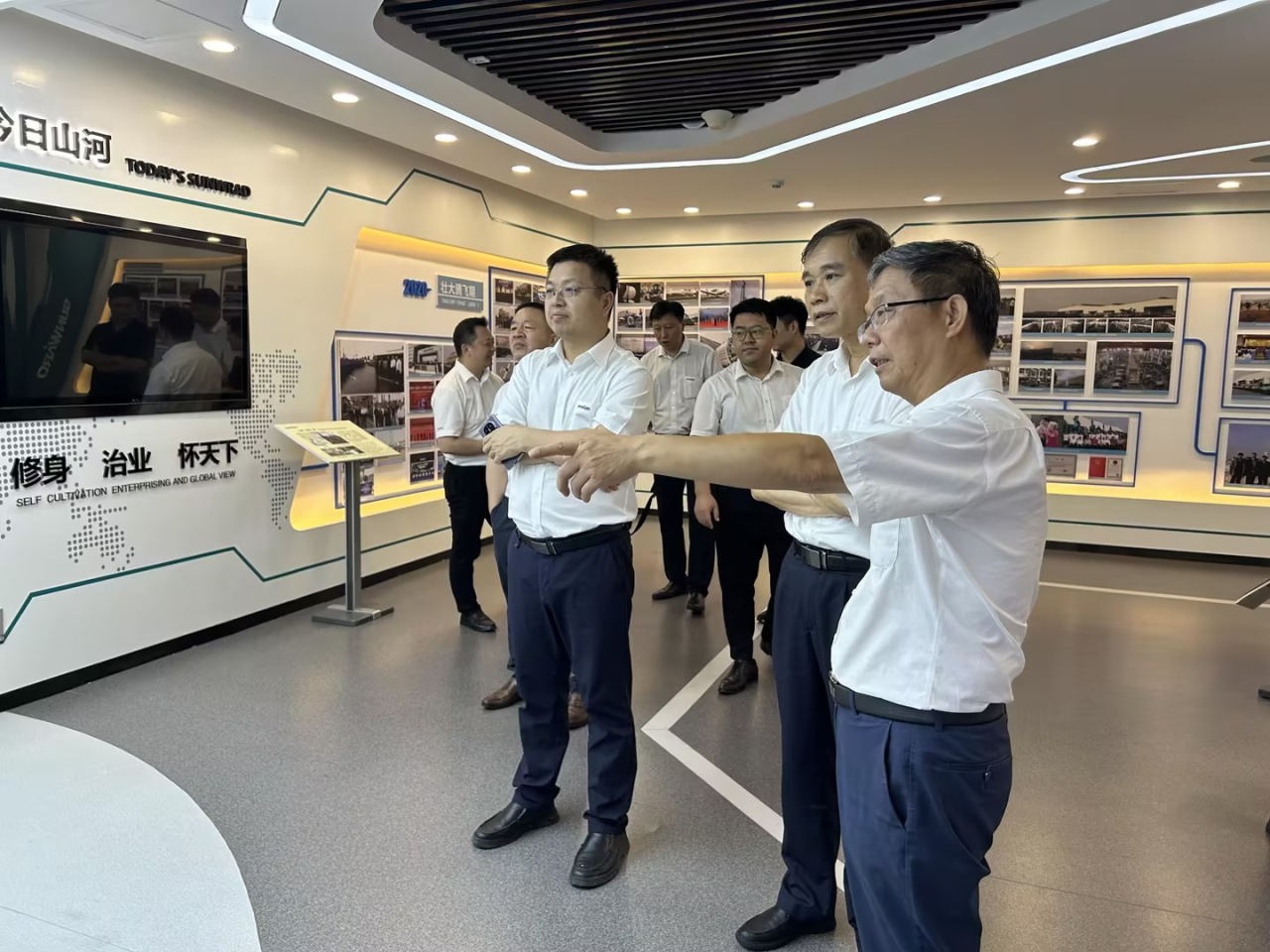 深入互换合作！昭通港李明忠副总经理率队光临必发集团智能调查互换！