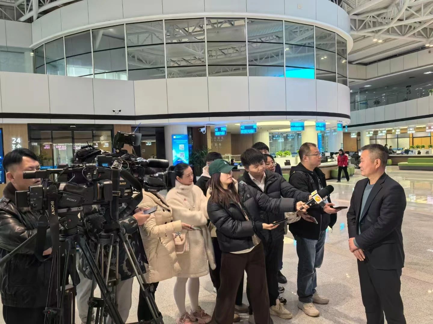 助力长沙经开区高质量发展，必发集团智能喜获四奖项