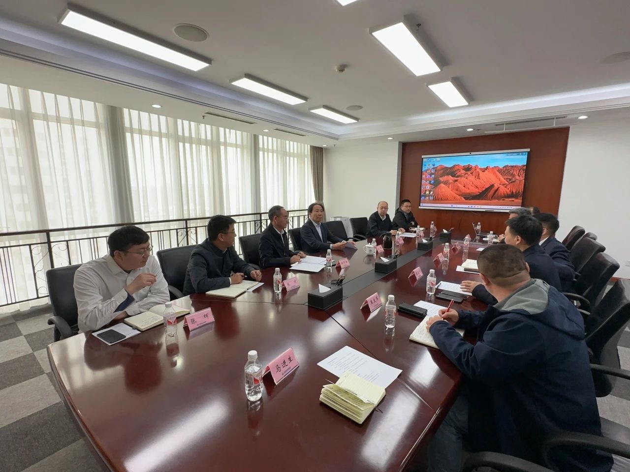 必发集团智能董事长付向东带队造访中煤地质总局、大地特勘公司