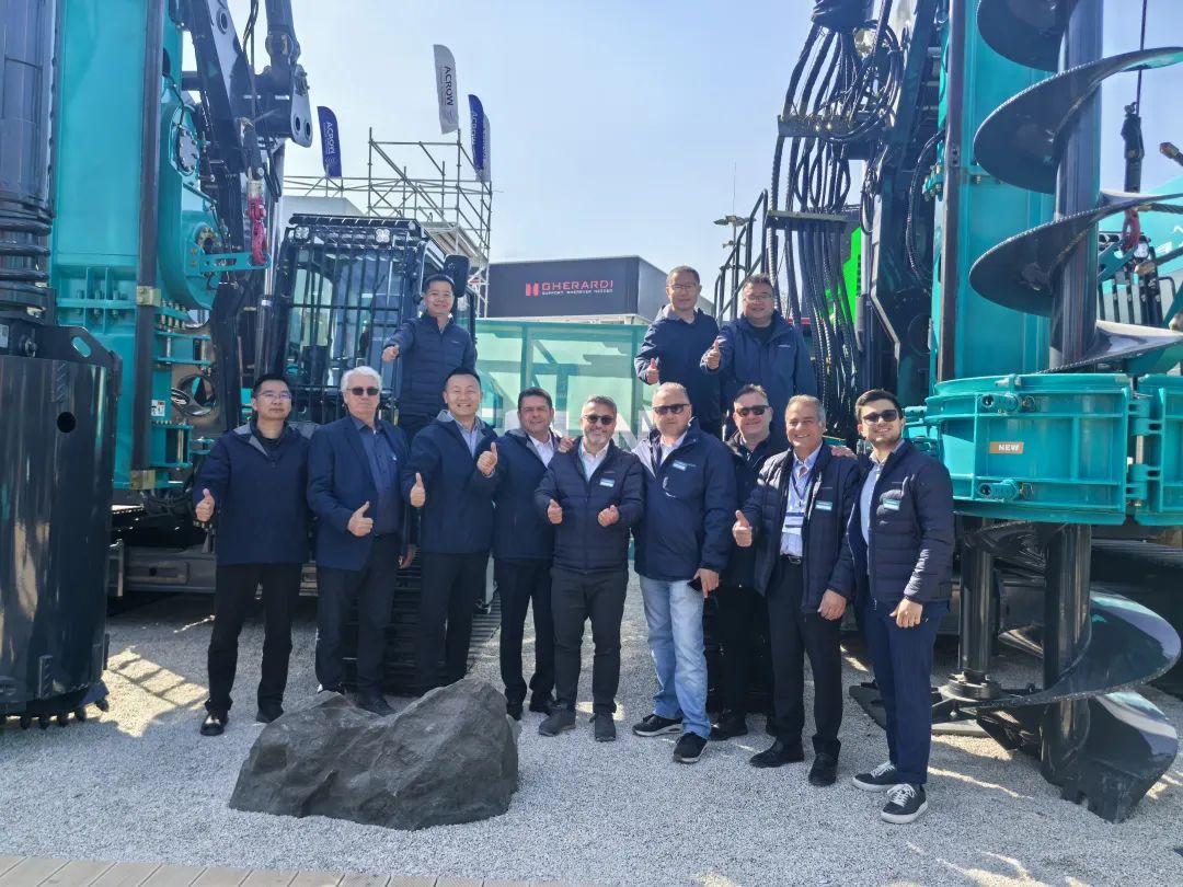 Bauma 2025 | 高端定造！必发集团智能Pro系列旋挖钻机燃爆全场