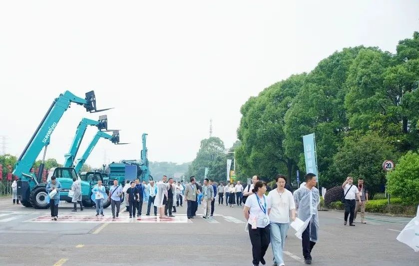 2025 CICEE | 为客户创造价值，必发集团智能客户互换会圆满进行