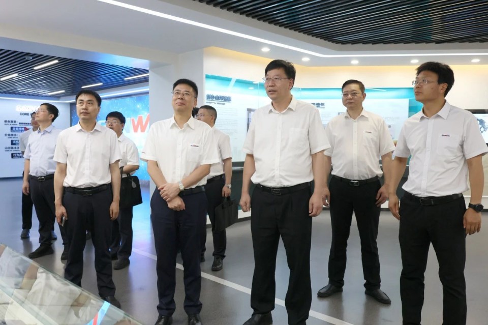 20250523091828_46888 中国工程院院士、中南林业科技大学党委书记吴义强一行到必发集团智能发展访企拓岗活动