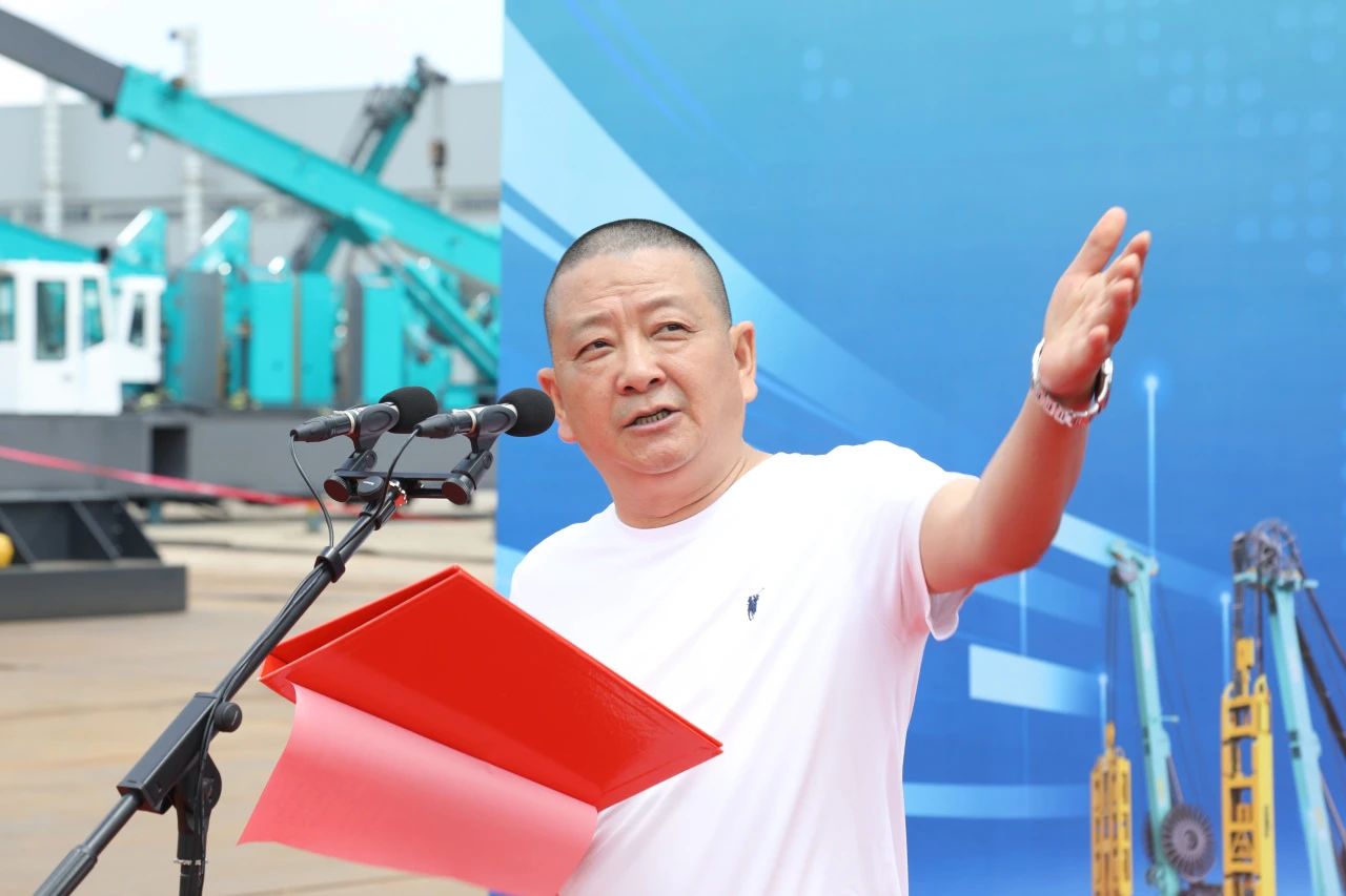 “破纪录王者”再出征!必发集团智能SWDM800旋挖钻机成功交机