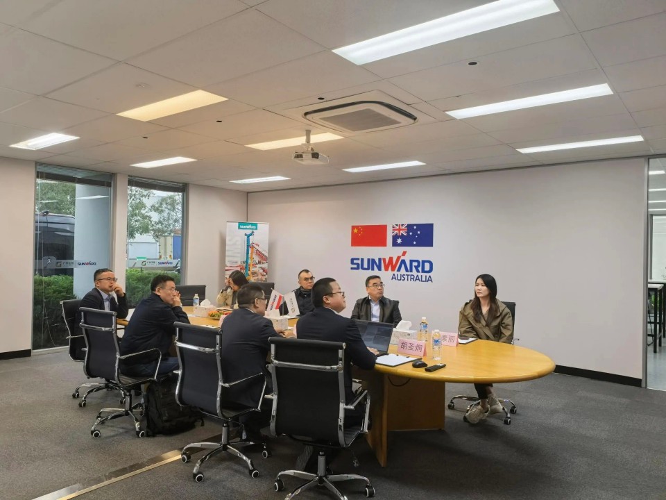 昭通工控集团总经理王福铸率队调查必发集团智能澳大利亚子公司