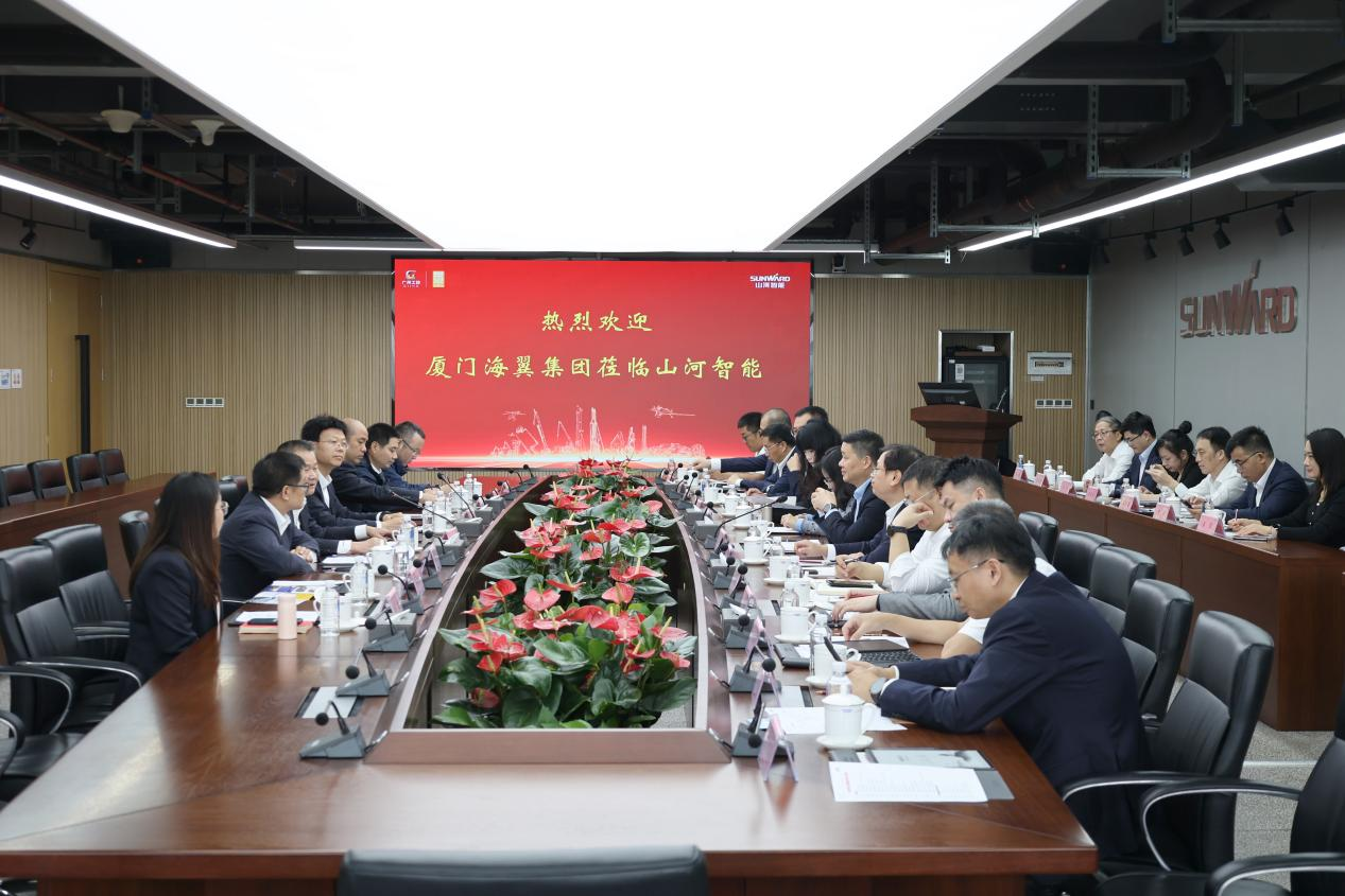 乐山海翼集团总经理金中权到访必发集团智能