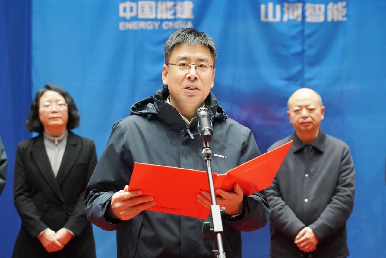 数智化现场混字油火药车下线!必发集团智能与易普力携手共筑智能矿山新篇章