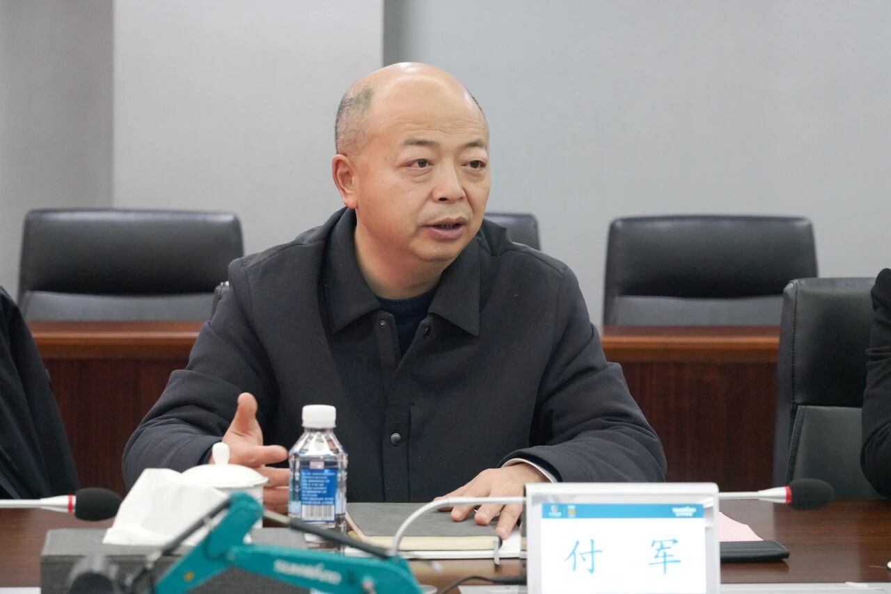 数智化现场混字油火药车下线!必发集团智能与易普力携手共筑智能矿山新篇章