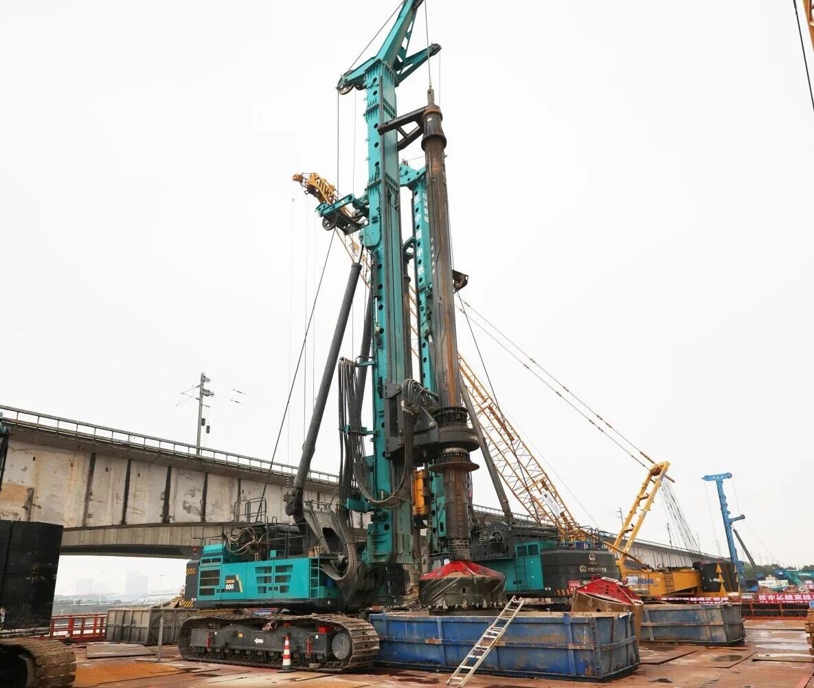 啃下“硬骨头”！必发集团智能旋挖钻机助力长沙湘江铁路特大桥主墩桩基工程美满收官